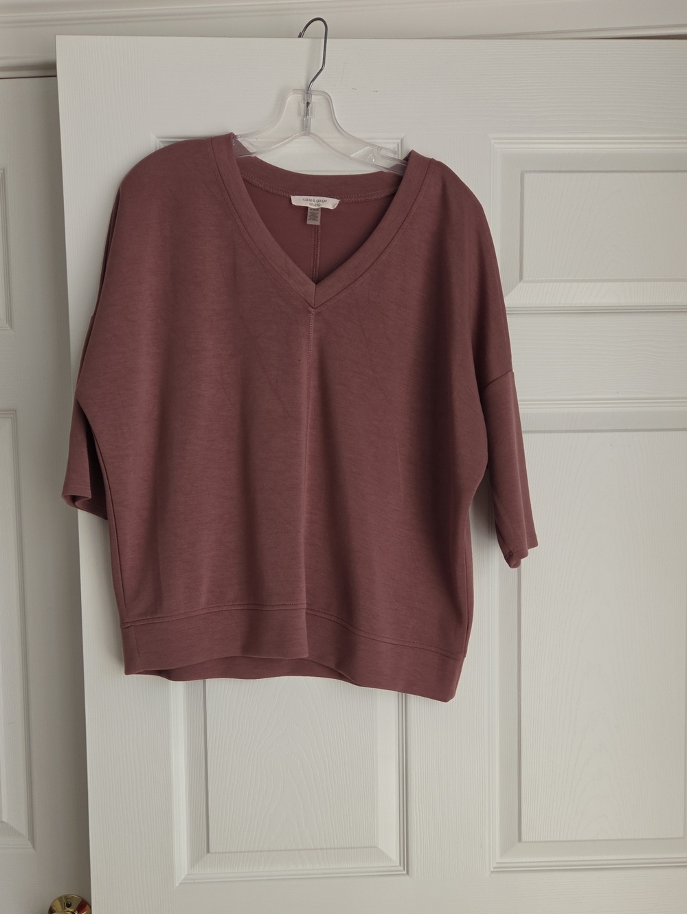 Cable & Gauge Dusty Rose V-Neck Boxy Sweater